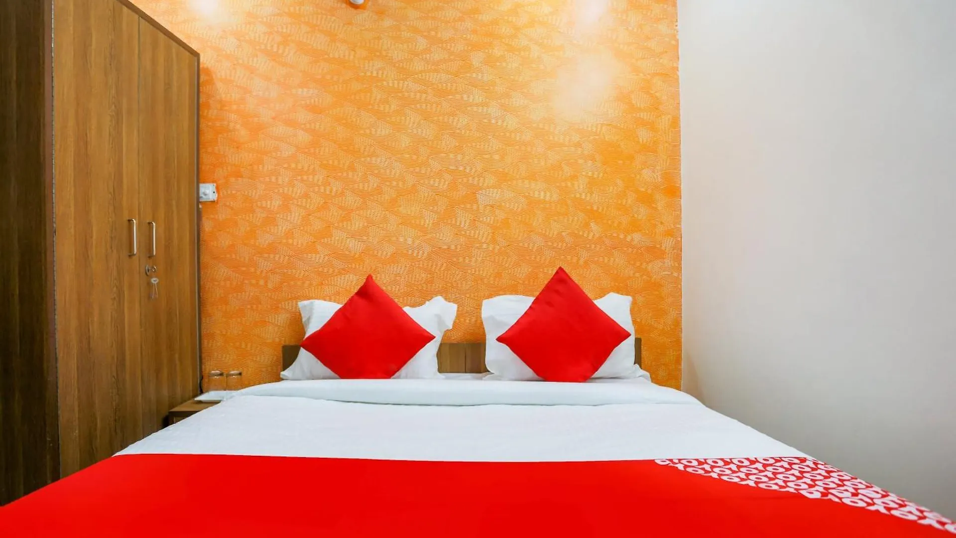 Hotel O Icon Near Delhi Airport New Delhi